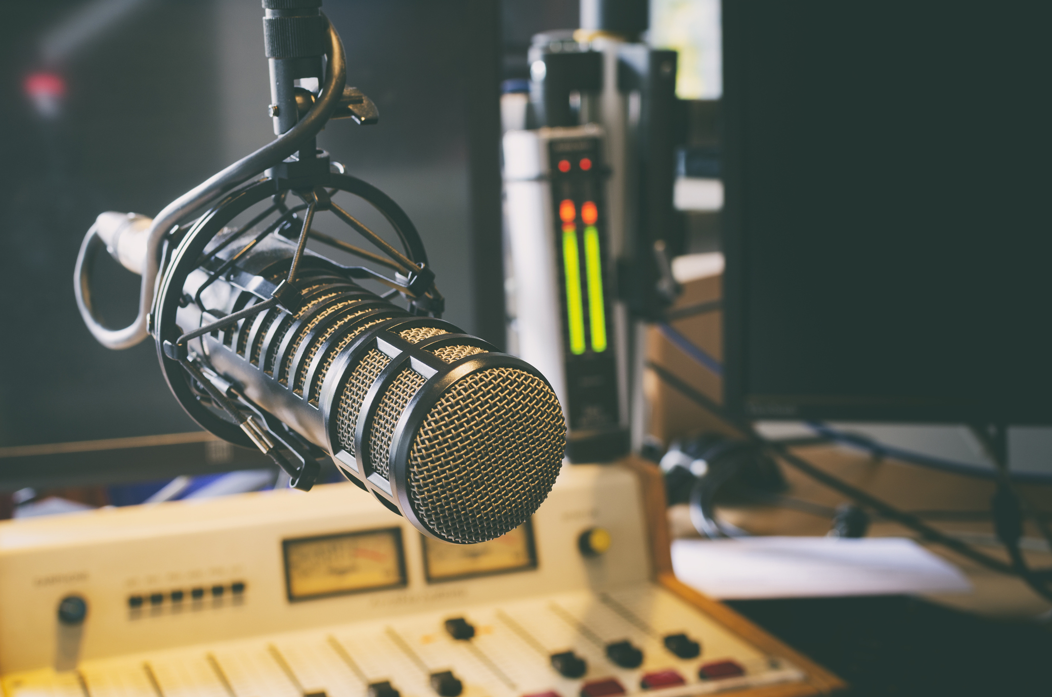 Tune Into Condition-Specific Patients – Why Health Marketers Need to Include Broadcast Radio in the Media Mix